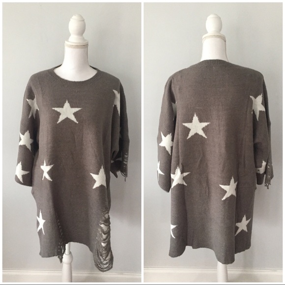 ➡️LAST ONE⬅️OVERSIZED DISTRESSED STAR SWEATER⭐️ - Picture 2 of 2